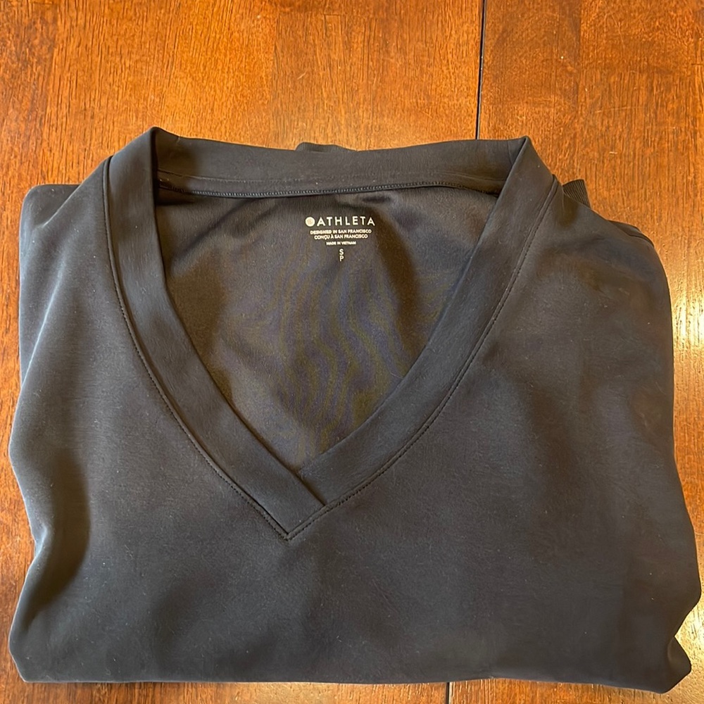 Athleta Seasoft‎ V-Neck Sweatshirt Black Small